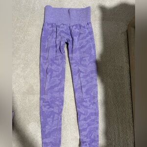NVGTN Purple Camouflage women’s workout  Leggings SOZE S